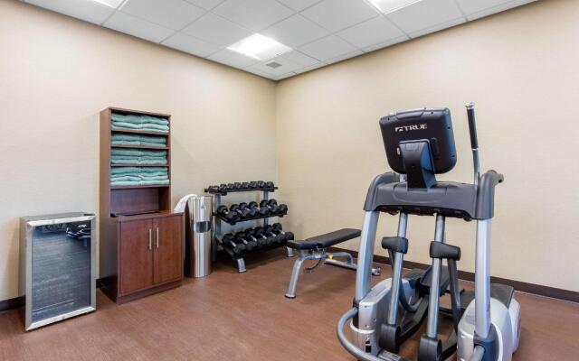 Comfort Inn & Suites at CrossPlex Village