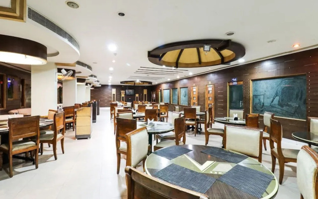 Hotel Vijetha Inn by OYO Rooms