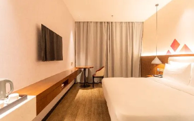 ZheTing Hotel (Jingzhou Jianghan Road No.1 People's Hospital)