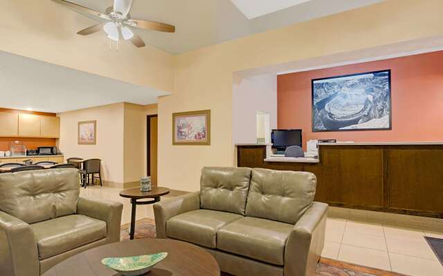 Super 8 by Wyndham Tucson/Grant Road Area AZ