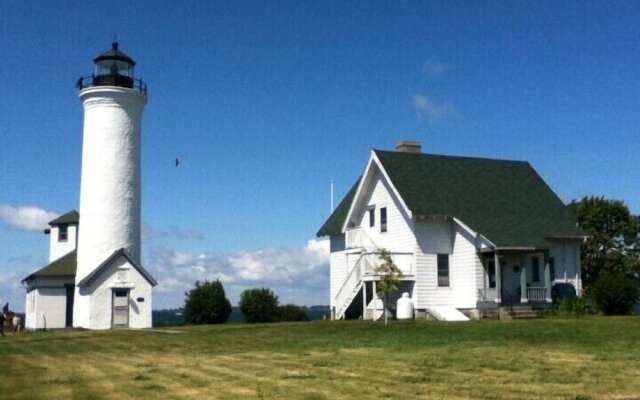 HI Tibbetts Point Lighthouse - Hostel