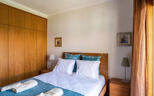 Esmoriz Land Sea View Duplex Apartment