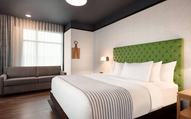 Ramada Plaza by Wyndham Xiamen