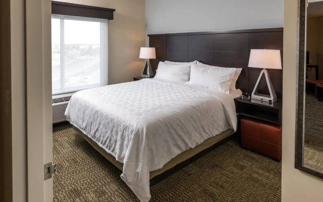 Staybridge Suites Saskatoon - University by IHG