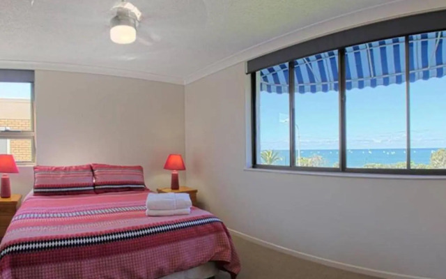 Headland Tropicana