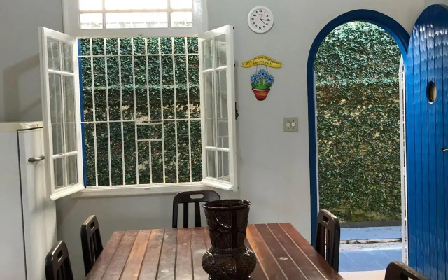 Pé na Areia com Piscina e Churrasqueira - 2 suítes