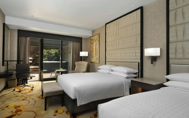 Sheraton Manila Hotel at Newport World Resorts