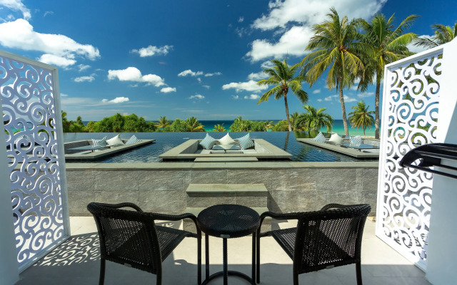 Thavorn Palm Beach Resort Phuket