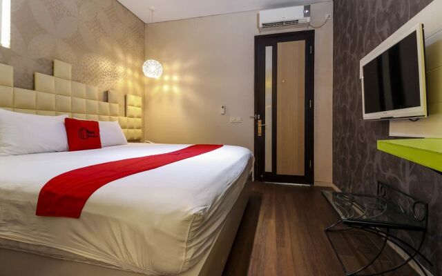 RedDoorz Plus near Tugu Jogja