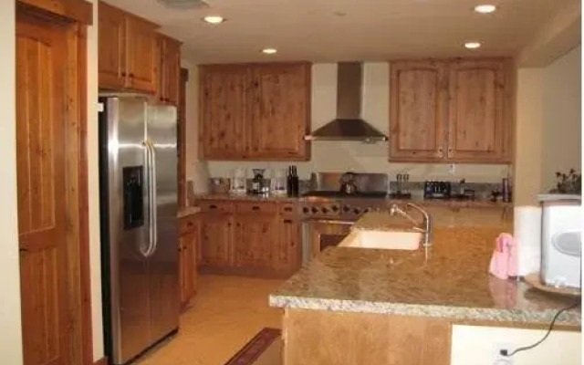 SnowCreek The Lodges