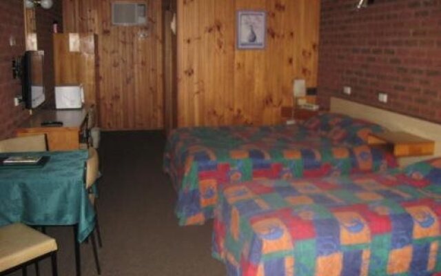 Country Roads Motor Inn Narrandera