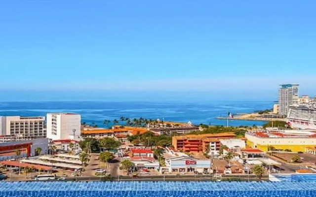 Zoho Skies Amazing View Sleeps 6