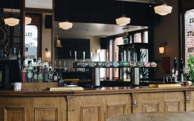 Camden Enterprise Hotel & Pub