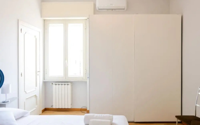 Riviera di Chiaia 207