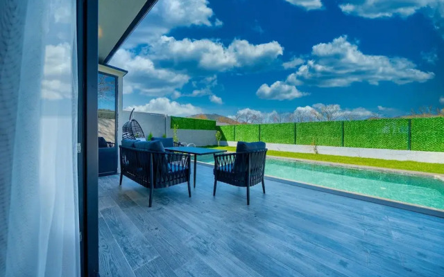 1 Bedroom Private Honeymoon Villa