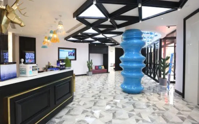 Jingqi Ouju Hotel (Tiantan Hospital Fengtai Railway Station)