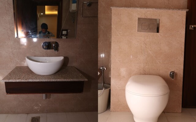 Oyo 37959 Hotel Royal Stay