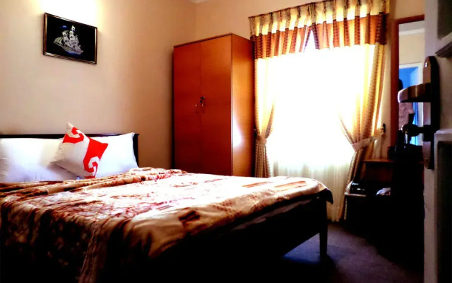 OYO 258 Global Rest House