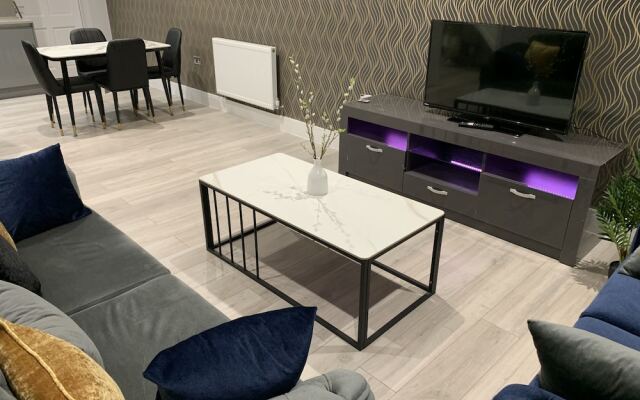 Stunning 2-bed Apartment in Barking