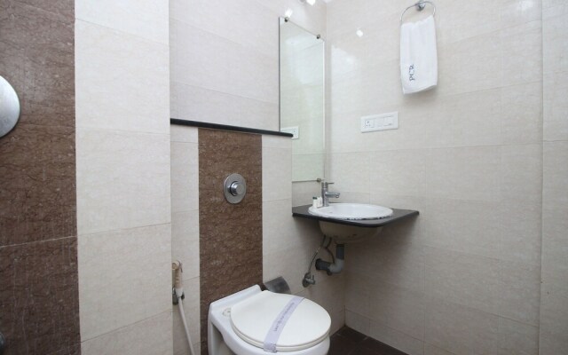 OYO 9617 Hotel PC Residency