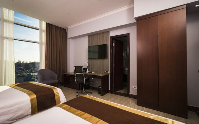 Hotel City Plaza & Suites