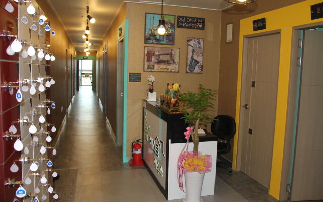Hyu-Plus Guesthouse