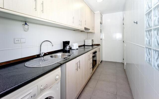 Amplio apartamento con terraza en zona muy tranquila