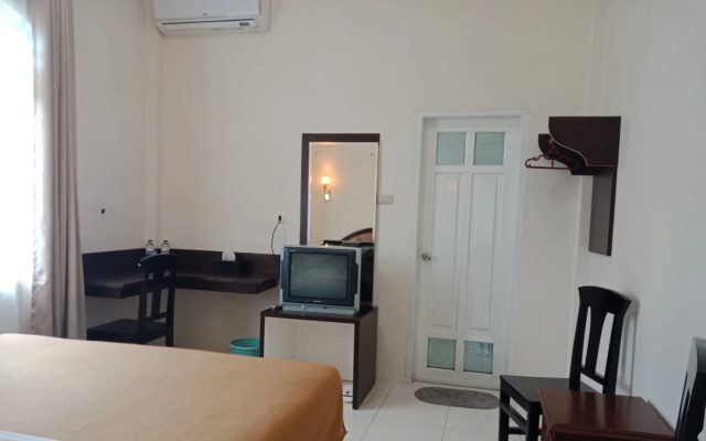 Hotel Monika by ZUZU