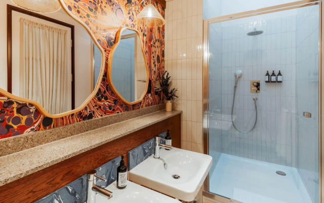 room2 London Chiswick Hometel
