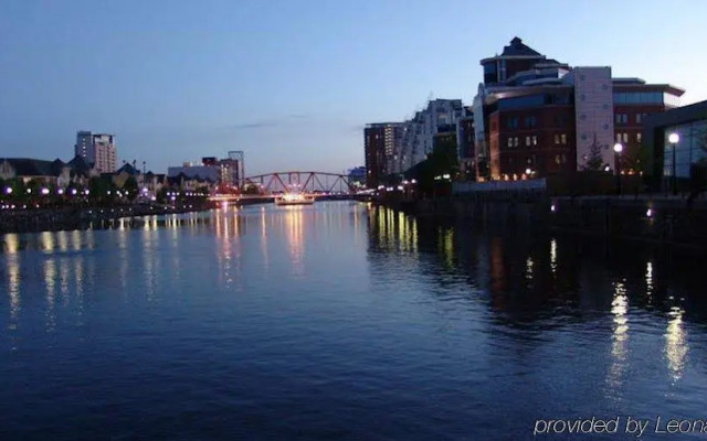 Quay Apartments