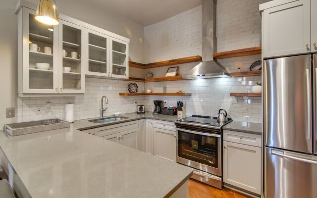 563 King Signature Apartments
