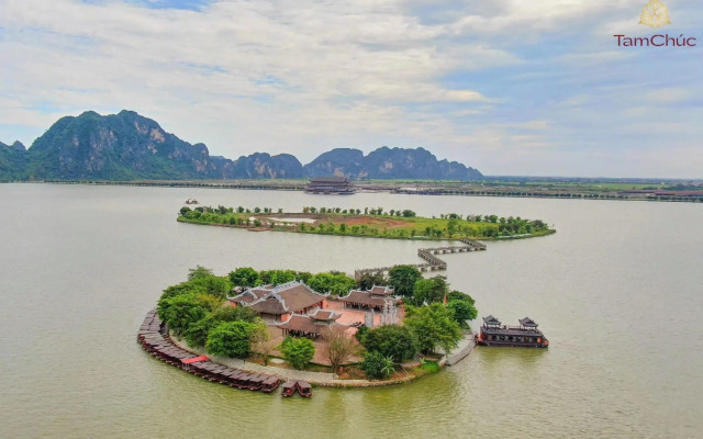 Tam Chuc Complex