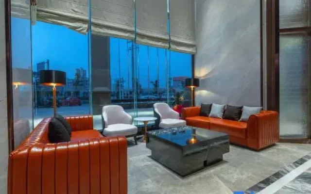 Xingguo Conrab hotel