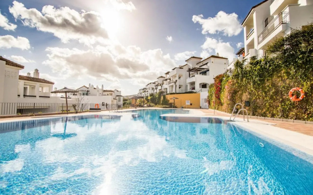 2149-Amazing groundfloor 3 bedrooms on golf, pools