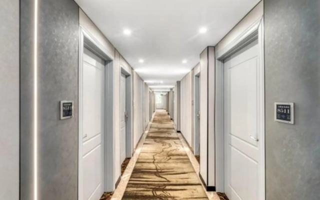 Mingjue Business Hotel