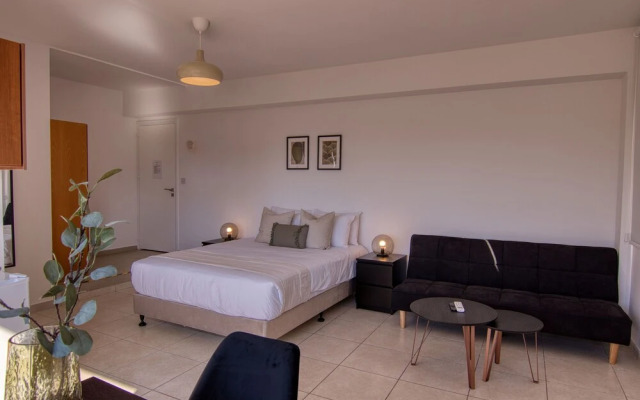 Phaedrus Living City Flat Palas 104