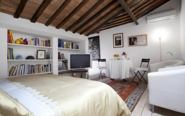 Domus Frattina