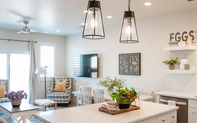 Magnolia by Freedom Vacation Rentals