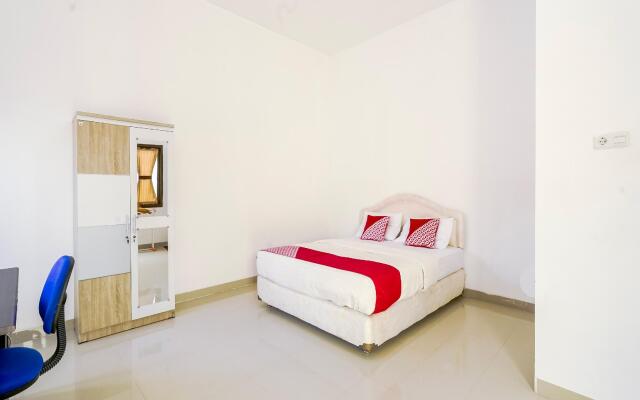 OYO 90595 Ferezsa Kost Syariah