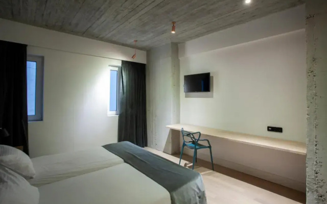Art Suites Korai