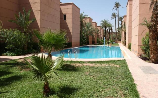 Riad Alaoui 135 with swimming pool and free parking