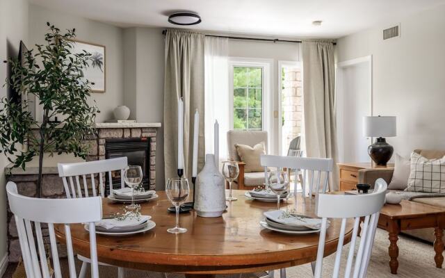 Horseshoe Valley Suites - The Sierra