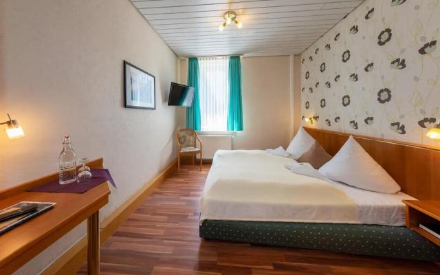 Restaurant & Landhotel Zum Niestetal