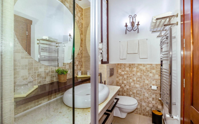 La Strada Boutique Villa