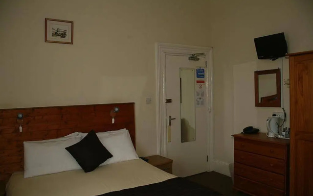 Channel View Hotel