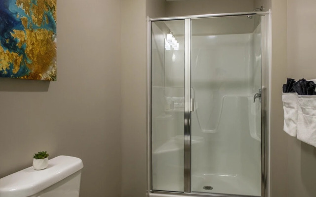 FRONTDESK Flashcube Apts Downtown Kansas City