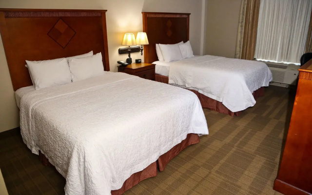 Hampton Inn & Suites Jennings
