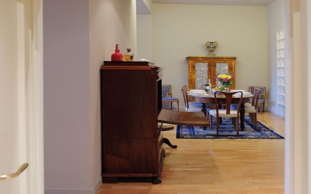 Schubert Flat