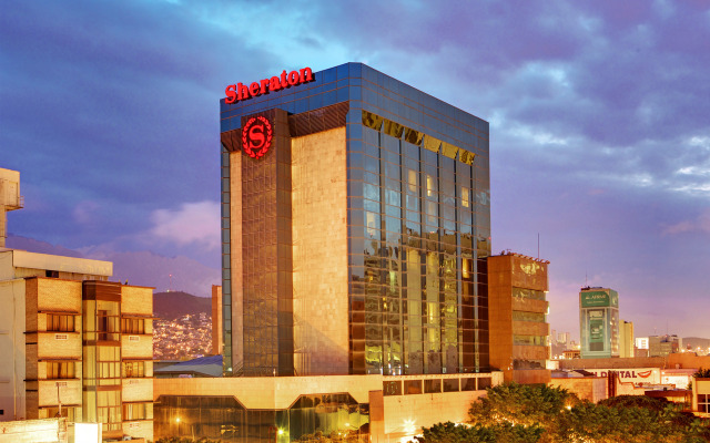 Wyndham Monterrey Ambassador Centro