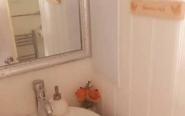 A Beautiful, Unique Lodge, Made for two